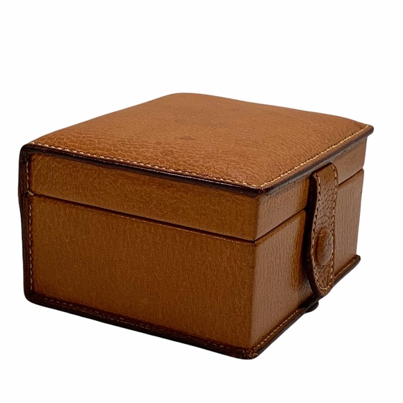 Vintage Leather Velvet Lined Jewelry Box - Picture 3 of 8